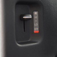 5297　8型ハイエースワゴン GL ベッドキットⅣ Ver.Ⅱ架装車　ガソリン車　2WD　2,700cc　10人乗り　17kmのサムネイル