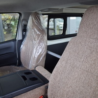 6177　8型ハイエースバン DX ビーチクルーザー架装　ガソリン車　2WD　2,000cc　3/6人乗りのサムネイル