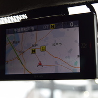 4854　CRS小牧オリジナルデモカー！ 令和5年式　キャラバン グランドプレミアムGX　2,400cc　ディーゼル車　4WD　2/5人乗り　1.4万Kmのサムネイル