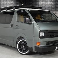 6249 令和7年式 ハイエース DX GLパッケージ 2WD 2,000cc (ガソリン車) 3/6人乗車 350km 車検令和9年5月19日のサムネイル