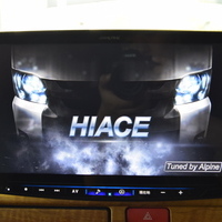 6578　令和5年式 ハイエース ワゴンGL ファインテックツアラー　2WD　2700cc　ガソリン車　10人乗り　1.3万Kmのサムネイル