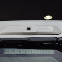 6177　8型ハイエースバン DX ビーチクルーザー架装　ガソリン車　2WD　2,000cc　3/6人乗りのサムネイル