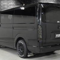 6687 令和5年式 ハイエース スーパーGL ダークプライムⅡ  4WD 2,800cc (ディーゼル車)  2/5人乗車 4.8万kmのサムネイル