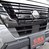 4854　CRS小牧オリジナルデモカー！ 令和5年式　キャラバン グランドプレミアムGX　2,400cc　ディーゼル車　4WD　2/5人乗り　1.4万Kmのサムネイル