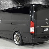 6657 令和6年式 ハイエース スーパーGL ダークプライムⅡ   2WD 2,800cc (ディーゼル車)  2/5人乗車  3.4万kmのサムネイル