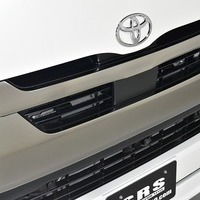 6384 8型ハイエース スーパーGL ダークプライムS  4WD 2,800CC ディーゼル車 4ナンバー 2/5人乗りのサムネイル