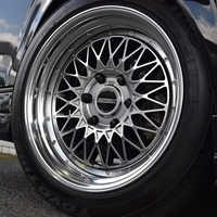 6578　令和5年式 ハイエース ワゴンGL ファインテックツアラー　2WD　2700cc　ガソリン車　10人乗り　1.3万Kmのサムネイル