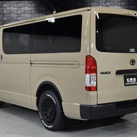 6718 令和6年式 ハイエース スーパーGL  2WD 2,000cc (ガソリン車)  2/5人乗車  2.6万km　のサムネイル