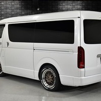 6683 令和7年式 ハイエース ワゴンGL  2WD 2,700cc (ガソリン車)  10人乗車 0.6万kmのサムネイル