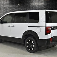 6462 令和8年式 登録済未使用車 【新型】三菱デリカ D:5  P   4WD 2,200cc (ディーゼル車)  8人乗り 25km 車検:令和11年3月のサムネイル