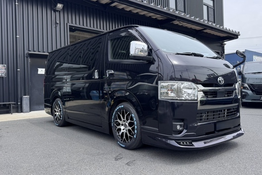 CRS横浜　ハイエース　カスタム　アルミで見た目改善サムネイル