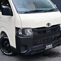 6153.令和8年式 ハイエースバン DX 2WD 2,000cc ガソリン車 走行9キロ 新車未登録のサムネイル