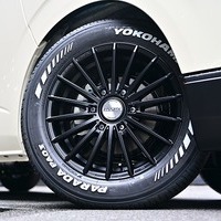 6360.令和8年式 ハイエースバン DX 2WD 2,000cc ガソリン車 走行8キロ 新車未登録のサムネイル