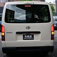 6360.令和8年式 ハイエースバン DX 2WD 2,000cc ガソリン車 走行8キロ 新車未登録のサムネイル