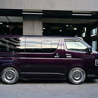 5709.令和3年式 ハイエース スーパーGL ダークプライムⅡ 2WD 2,800cc ディーゼル車 走行1万キロ 検査1年付きのサムネイル