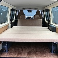 6153.令和8年式 ハイエースバン DX 2WD 2,000cc ガソリン車 走行9キロ 新車未登録のサムネイル