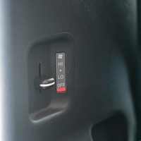 6745.平成27年式 ハイエースワゴン GL 3ナンバー 10人乗り 2WD 2,700㏄ ガソリン車 走行9.7万キロ 検査1年付きのサムネイル