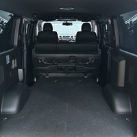 6753.平成29年式 ハイエース スーパーGL 4WD 3,000cc ディーゼル車 走行10.5万キロ 検査1年付きのサムネイル