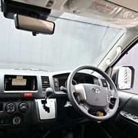 6360.令和8年式 ハイエースバン DX 2WD 2,000cc ガソリン車 走行8キロ 新車未登録のサムネイル