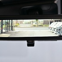 6360.令和8年式 ハイエースバン DX 2WD 2,000cc ガソリン車 走行8キロ 新車未登録のサムネイル