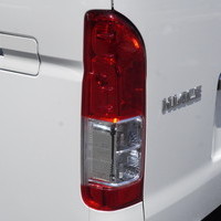 6575　オリジナルPKG　ハイエース　スーパーGL　ダークプライムⅡ　2WD　2000cc　ガソリン車　5人乗りのサムネイル