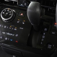 6104  令和7年式 デリカミニ T PREMIUM デリマル 4WD 660cc ガソリン車 4人乗車 370㎞ 車検:令和10年11月20日のサムネイル