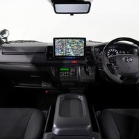 6860 令和8年式 ハイエース スーパーGL ダークプライムⅡ  2WD 2,000cc (ガソリン車)  2/5人乗車 70km 車検:令和10年3月2日　のサムネイル