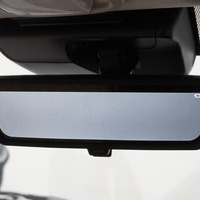 6071 8型ハイエース DX  2WD 2,000CC ガソリン車 4ナンバー 3/6人乗りのサムネイル