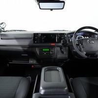 6424 8型ハイエース スーパーGL ダークプライムS  2WD 2,800CC ディーゼル車 4ナンバー 2/5人乗りのサムネイル