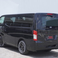 6018　令和8年式　キャラバン　GRANDプレミアムGX　4WD　2400cc　ディーゼル車　18kmのサムネイル