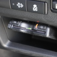 6018　令和8年式　キャラバン　GRANDプレミアムGX　4WD　2400cc　ディーゼル車　18kmのサムネイル