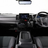 6614 9型ハイエース スーパーGL ダークプライムⅡ 2WD 2,000cc ガソリン車 4ナンバー 2/5人乗りのサムネイル