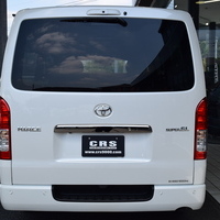 6576　8型ハイエースバン DARK PRIMEⅡ　ガソリン車　2WD　2,000cc　2/5人乗り　11kmのサムネイル
