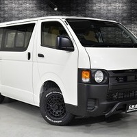 6071 8型ハイエース DX  2WD 2,000CC ガソリン車 4ナンバー 3/6人乗りのサムネイル