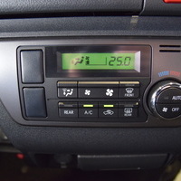 6576　8型ハイエースバン DARK PRIMEⅡ　ガソリン車　2WD　2,000cc　2/5人乗り　11kmのサムネイル