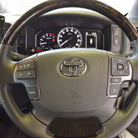 6862 令和7年式 ハイエースバン DARK PRIMEⅡ ワイドボディ　リムジン8架装　2WD 2,700cc (ディーゼル車) 8人乗車 1.1万km ３ナンバーのサムネイル