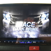 6862 令和7年式 ハイエースバン DARK PRIMEⅡ ワイドボディ　リムジン8架装　2WD 2,700cc (ディーゼル車) 8人乗車 1.1万km ３ナンバーのサムネイル