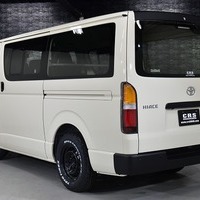 6369 8型ハイエース DX  2WD 2,000CC ガソリン車 4ナンバー 3/6人乗りのサムネイル