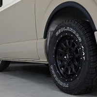 6370 8型ハイエース DX  2WD 2,000CC ガソリン車 4ナンバー 3/6人乗りのサムネイル