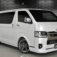 6612 9型ハイエース スーパーGL ダークプライムⅡ 2WD 2,000cc ガソリン車 4ナンバー 2/5人乗りのサムネイル