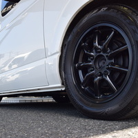 6862 令和7年式 ハイエースバン DARK PRIMEⅡ ワイドボディ　リムジン8架装　2WD 2,700cc (ディーゼル車) 8人乗車 1.1万km ３ナンバーのサムネイル