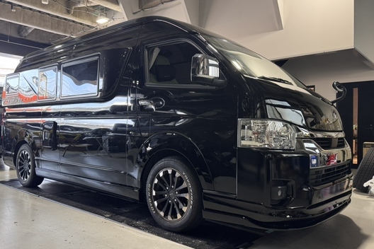 CRS横浜　ハイエース　キャンピング車を下げ風にカスタム＆9型内外装カスタムサムネイル