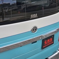 6864　令和7年式　ハイエース　スーパーGL　ダークプライム2　Carica　USstyle　2WD　2000cc　ガソリン車　5人乗り　50kmのサムネイル