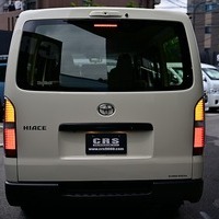 6343.令和8年式 ハイエースバン DX 2WD 2,000cc ガソリン車 走行7キロ 新車未登録のサムネイル