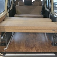 6343.令和8年式 ハイエースバン DX 2WD 2,000cc ガソリン車 走行7キロ 新車未登録のサムネイル