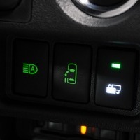 6094 8型ハイエース コミューターGL  2WD 2,800cc ディーゼル車　2ナンバー  14人乗り 20kmのサムネイル