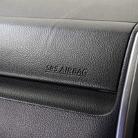 6988 平成26年式 ハイエース スーパーGL   2WD 3,000c (ディーゼル車)  2/5人乗車 9.9万km　のサムネイル
