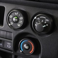 6873 令和8年式 ハイエース DX（4ドア）  2WD 2,000cc (ガソリン車)  3/6人乗車 150km 車検:令和10年5月13日　のサムネイル