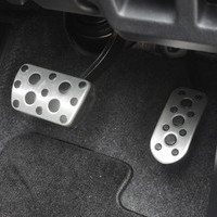 6888　令和5年式　ハイラックス　Z “GR SPORT”　4WD　2400cc　ディーゼル車　5人乗り　3.5万kmのサムネイル