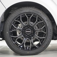 6873 令和8年式 ハイエース DX（4ドア）  2WD 2,000cc (ガソリン車)  3/6人乗車 150km 車検:令和10年5月13日　のサムネイル